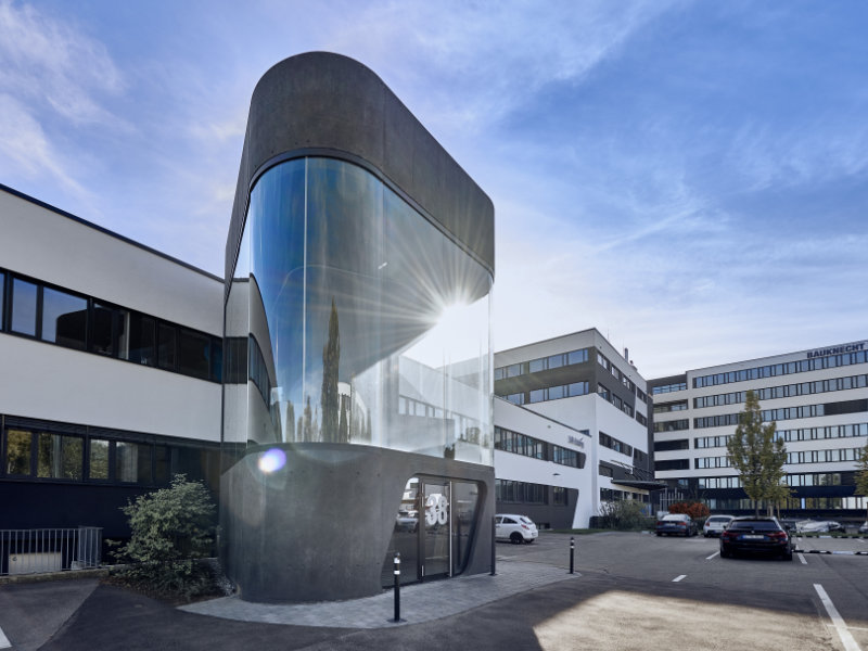 Treppenhausturm Fellbach schwarze Betonlasur 800x600